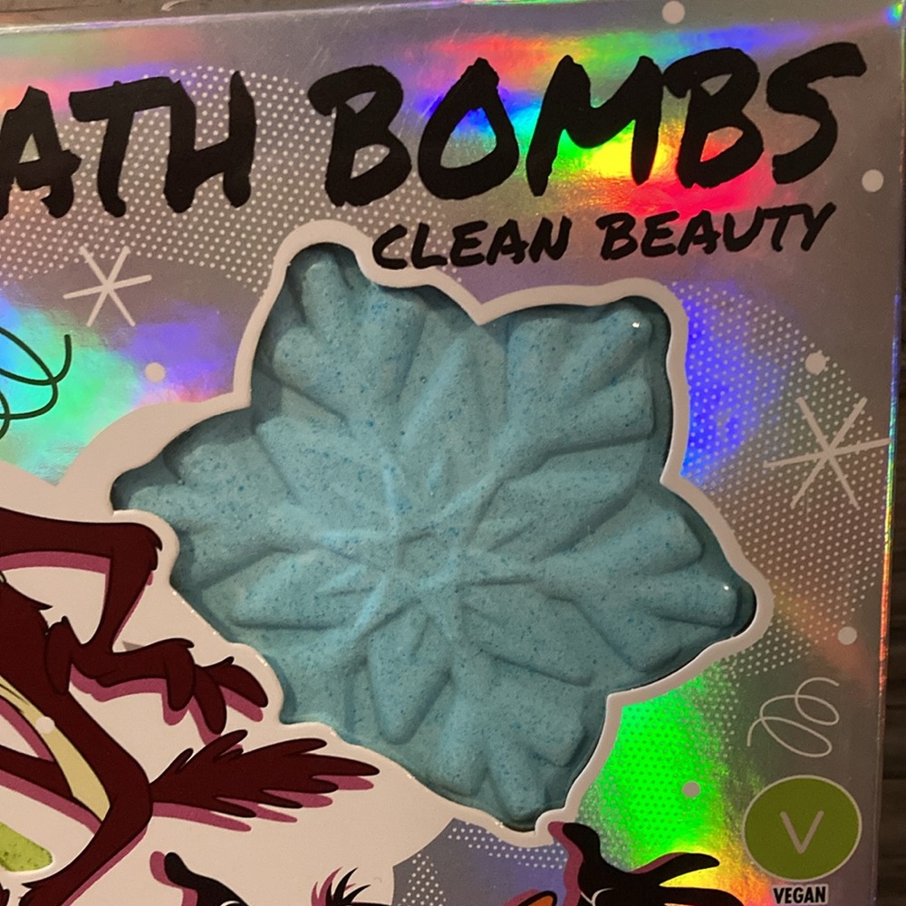 BRAND NEW BATH BOMB SET! NIB! NWT! SMOKE FREE HOME! - Picture 4 of 8